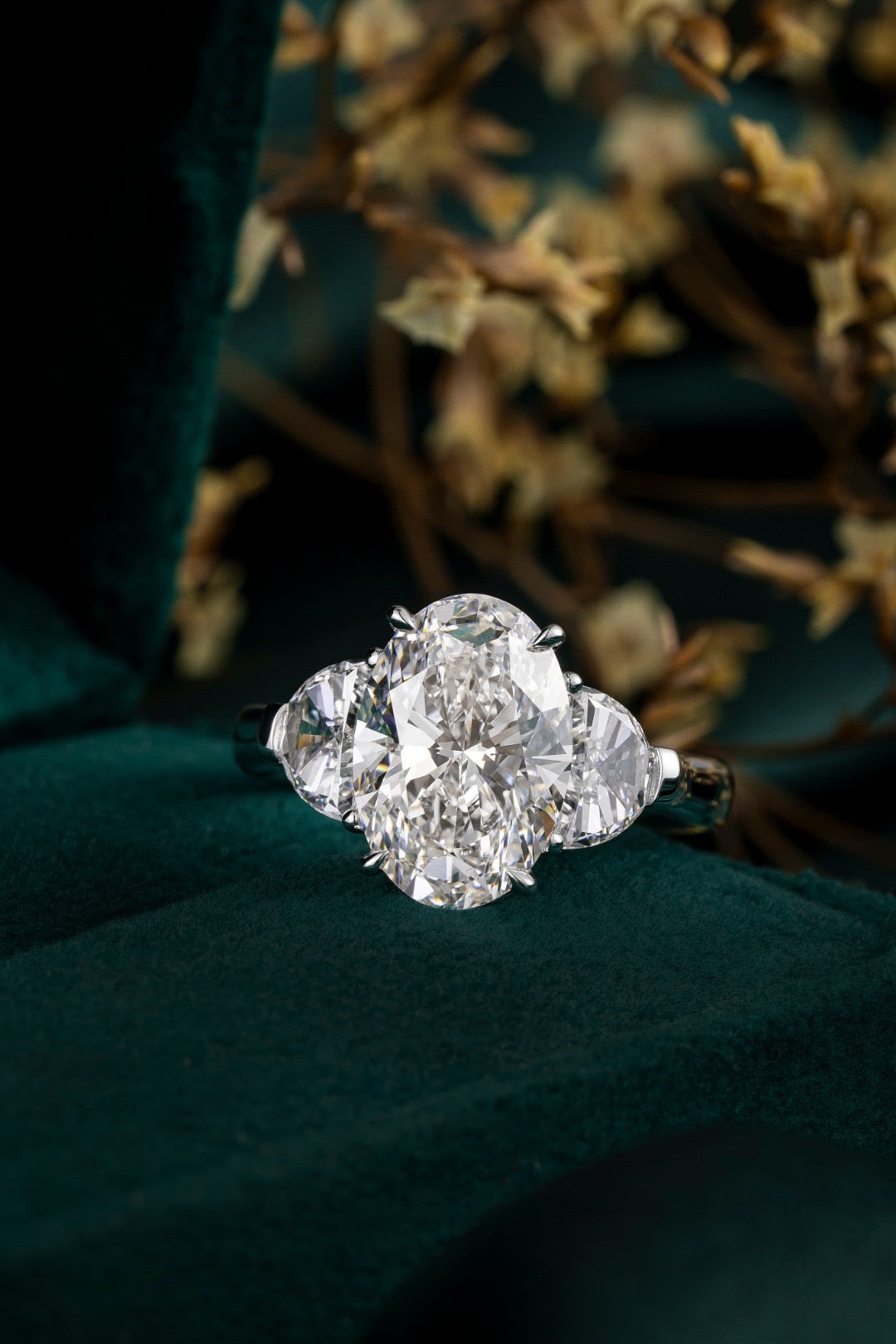 Pt900 Lab Grown Diamond Ring 4.0CT