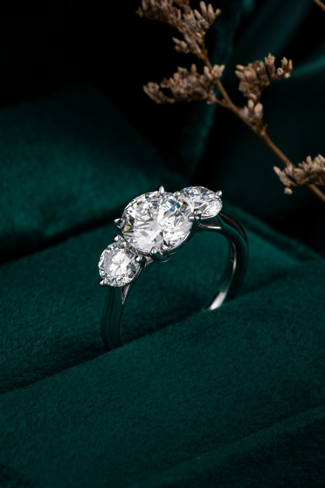 Pt900 Lab Grown Diamond Ring