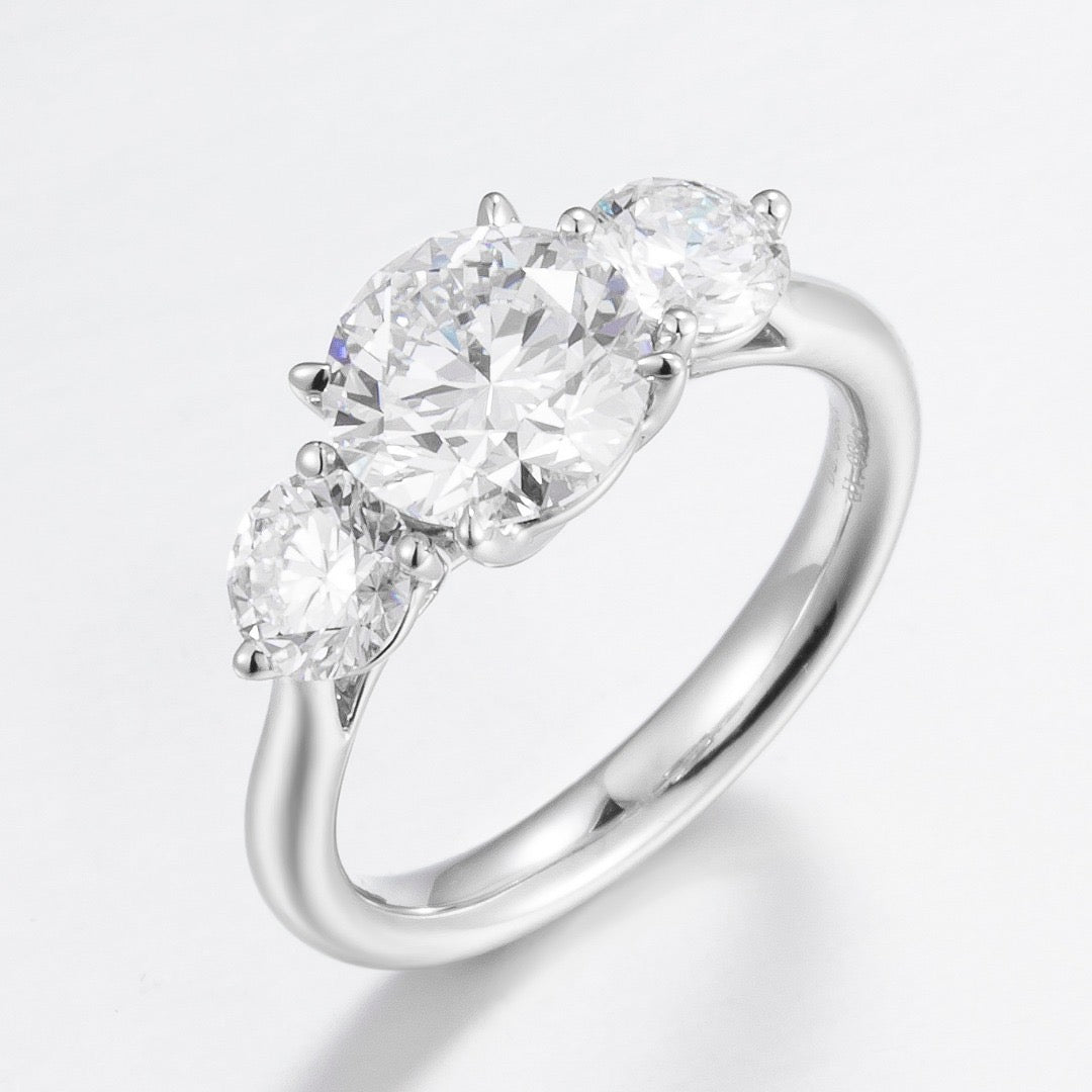 Pt900 Lab Grown Diamond Ring
