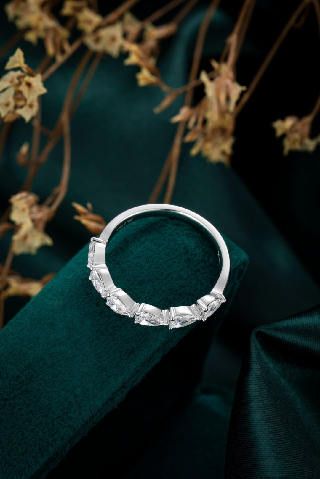 Pt900 Lab Grown Diamond Ring