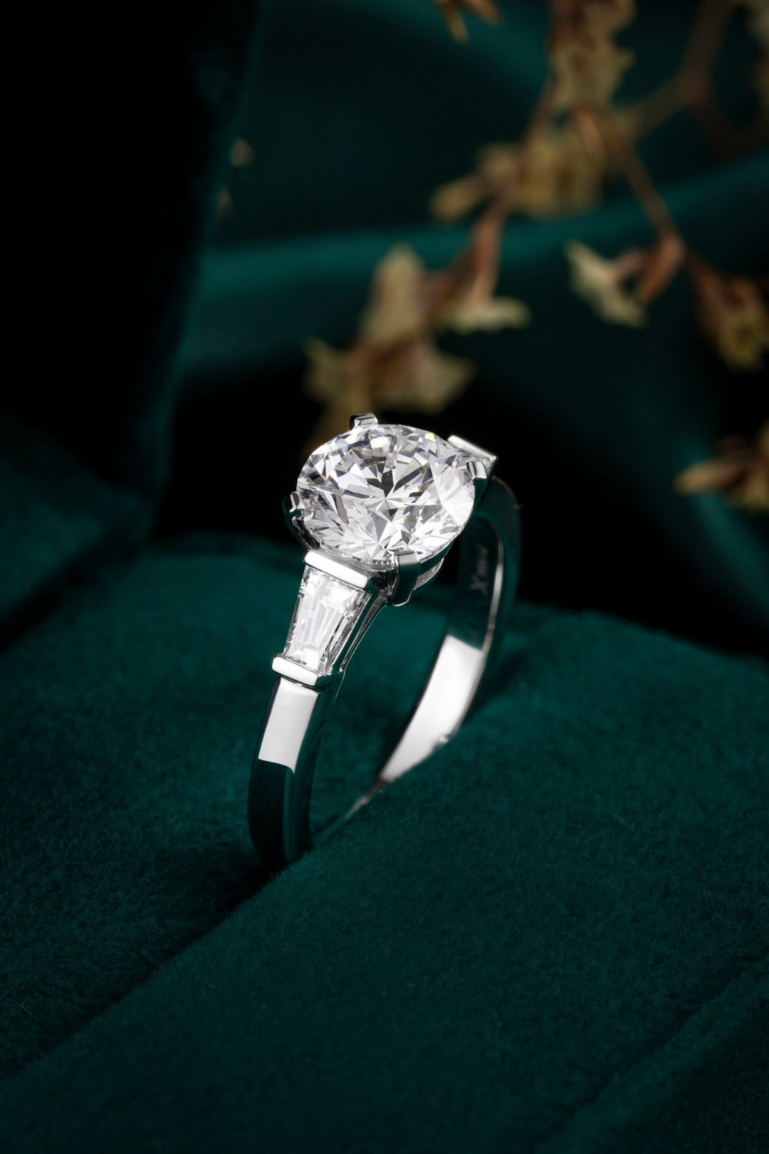 Pt900 Lab Grown Diamond Ring