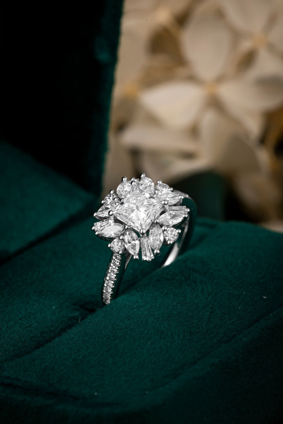 Pt900 Lab Grown Diamond Ring