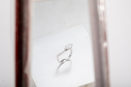 Pt900 Lab Grown Diamond Ring