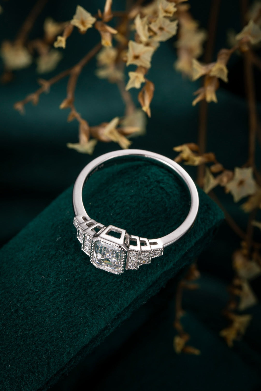 Pt900 Lab Grown Diamond Ring