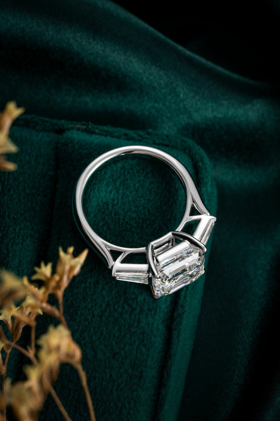 Pt900 Lab Grown Diamond Ring 5.0CT