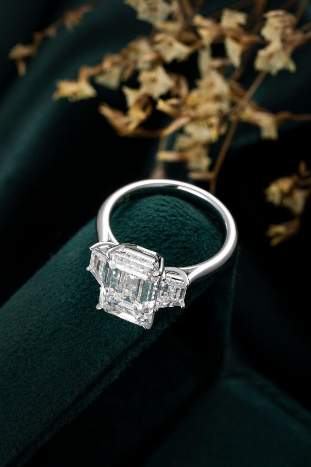 Pt900 Lab Grown Diamond Ring
