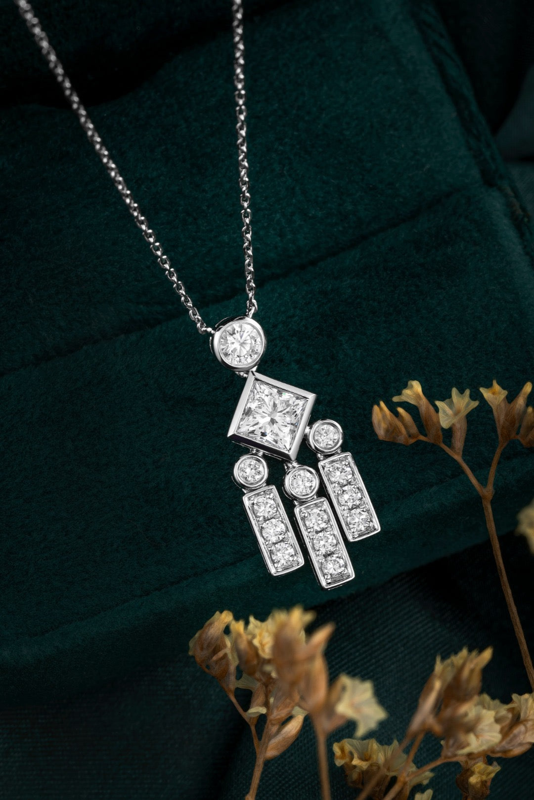 Pt900 Lab Grown Diamond Necklace