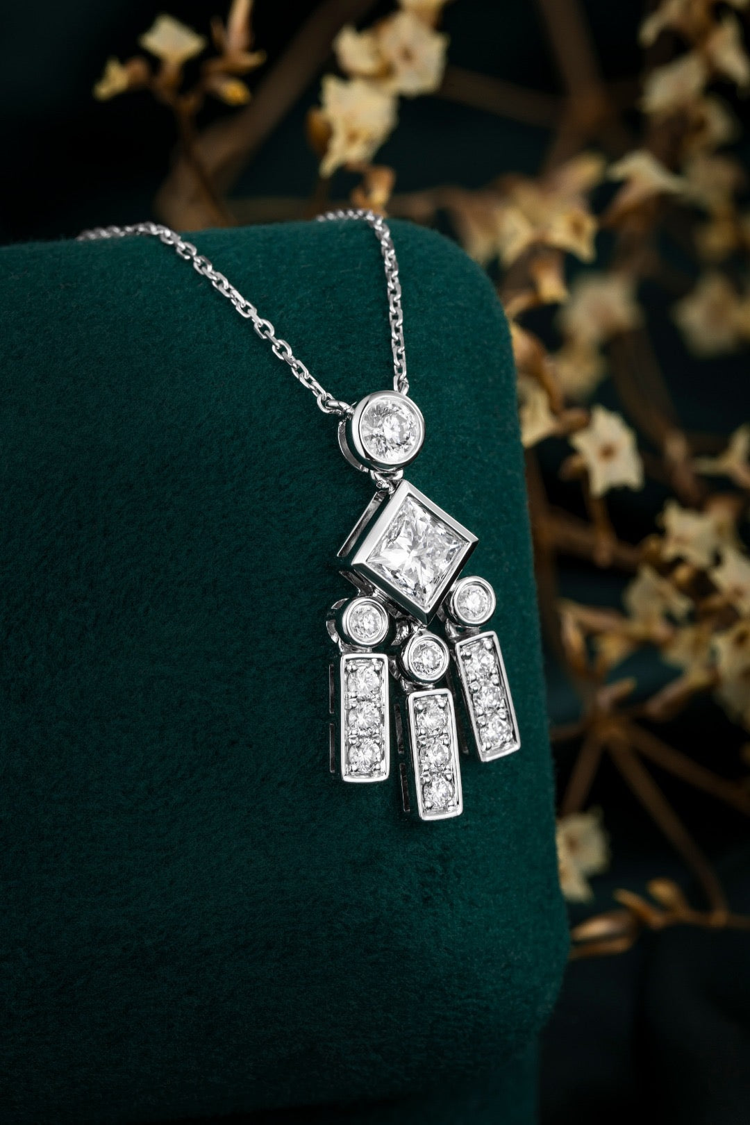 Pt900 Lab Grown Diamond Necklace