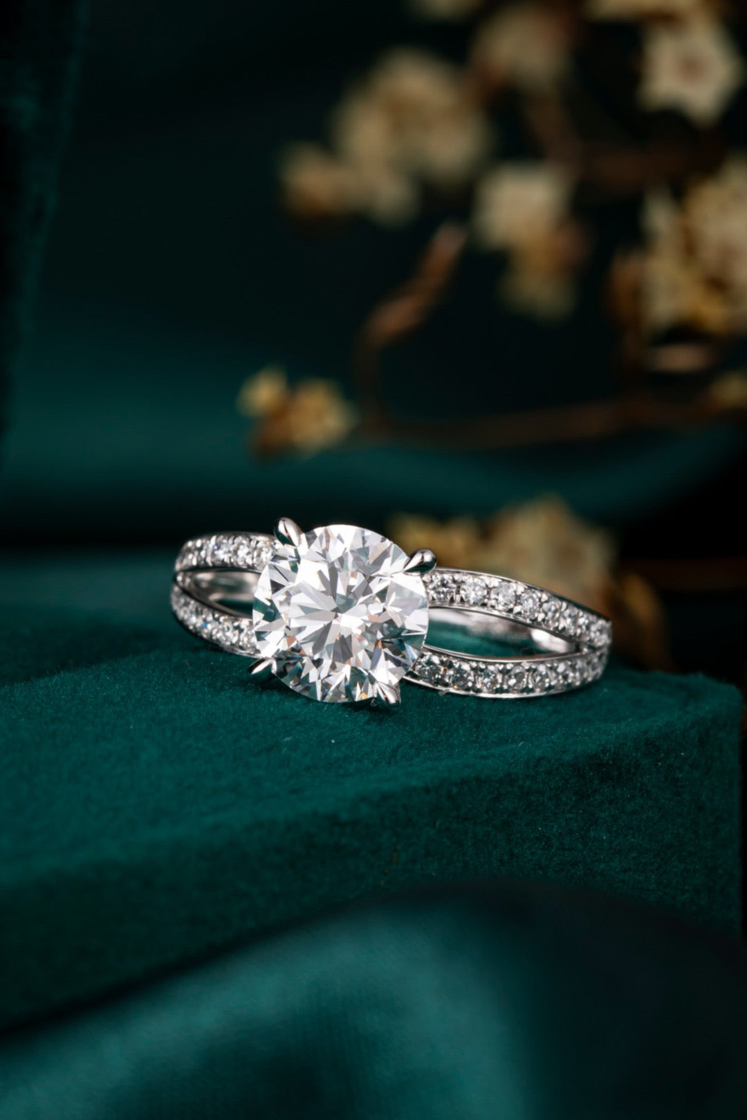 Burton Jewelry - Pt900 Lab Grown Diamond Ring 2.0CT