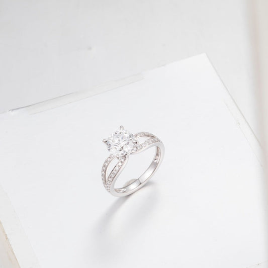 Burton Jewelry - Pt900 Lab Grown Diamond Ring 2.0CT