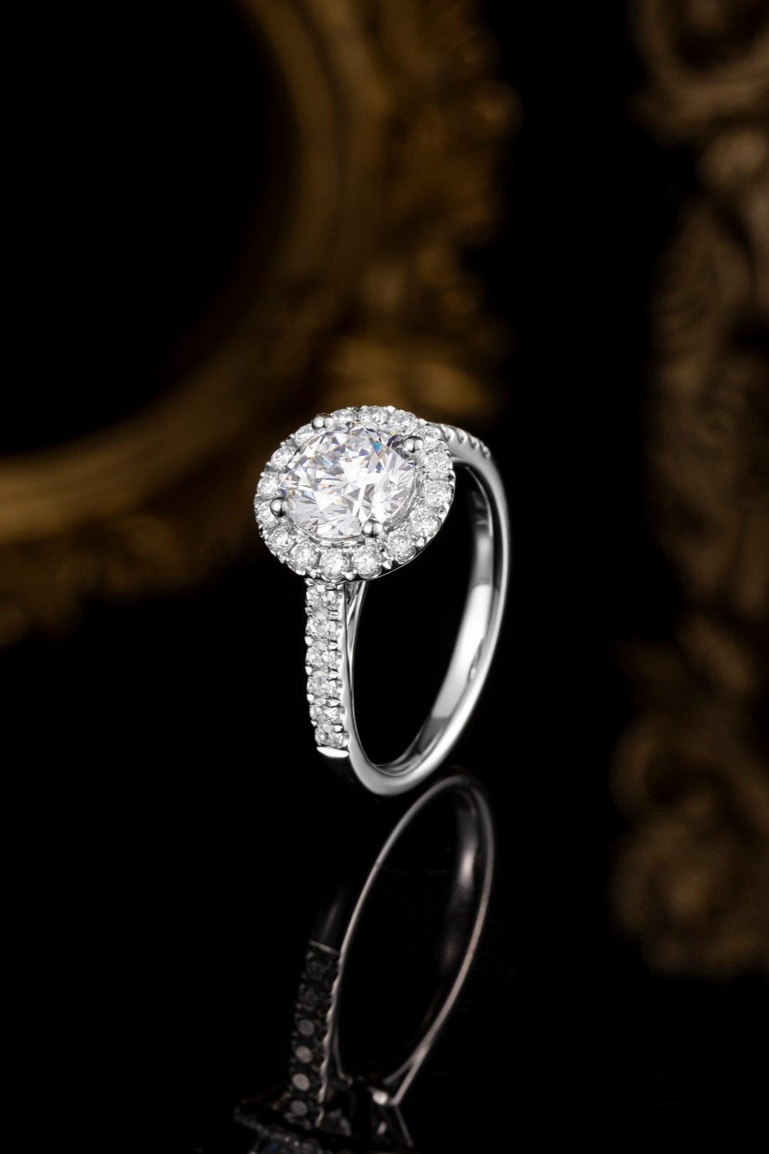 18K Lab Grown Diamond Ring