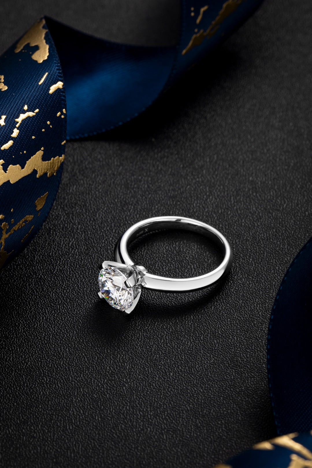 Pt900 Lab Grown Diamond Ring