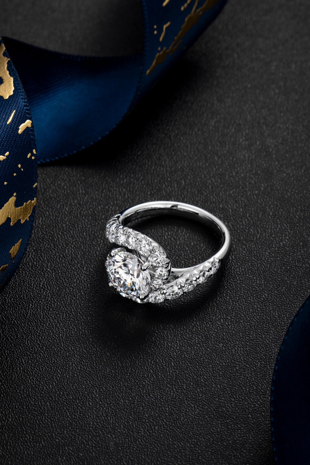 Pt900 Lab Grown Diamond Ring