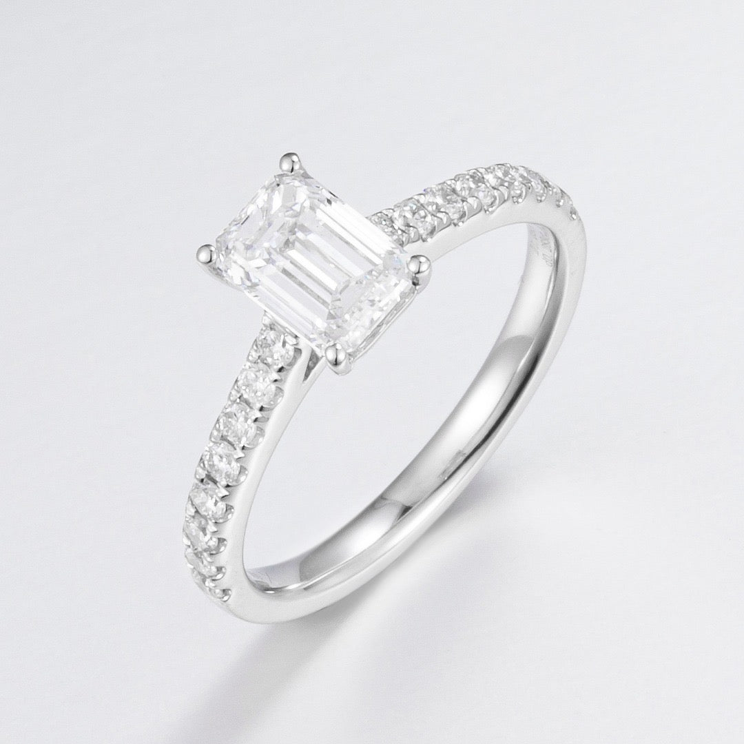 Pt900 Lab Grown Diamond Ring