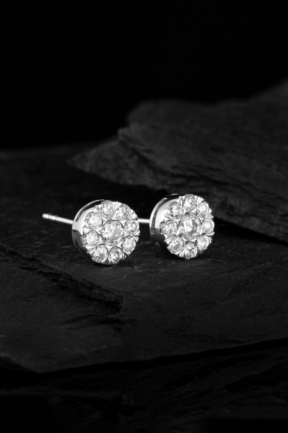 18K Lab Grown Diamond Earrings